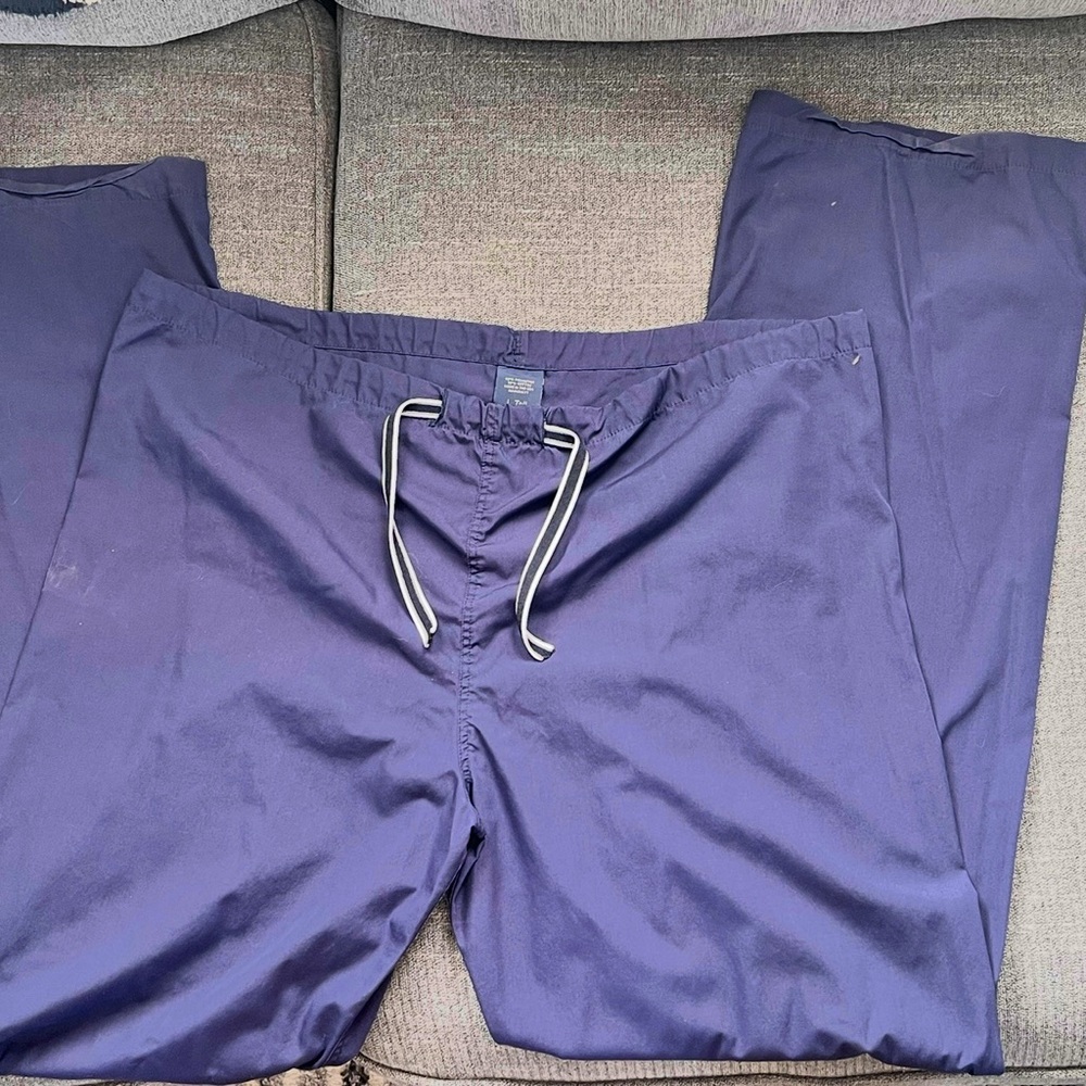 Women’s Navy Blue Sky Scrub set
